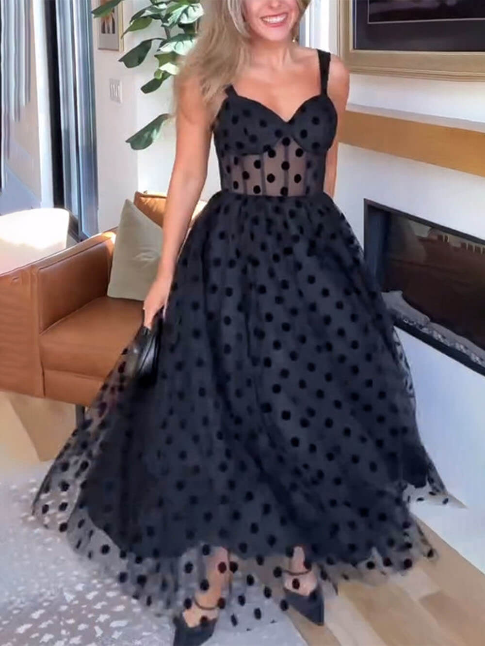 Vestido midi de lunares de corte evasé Exquisite Perfect