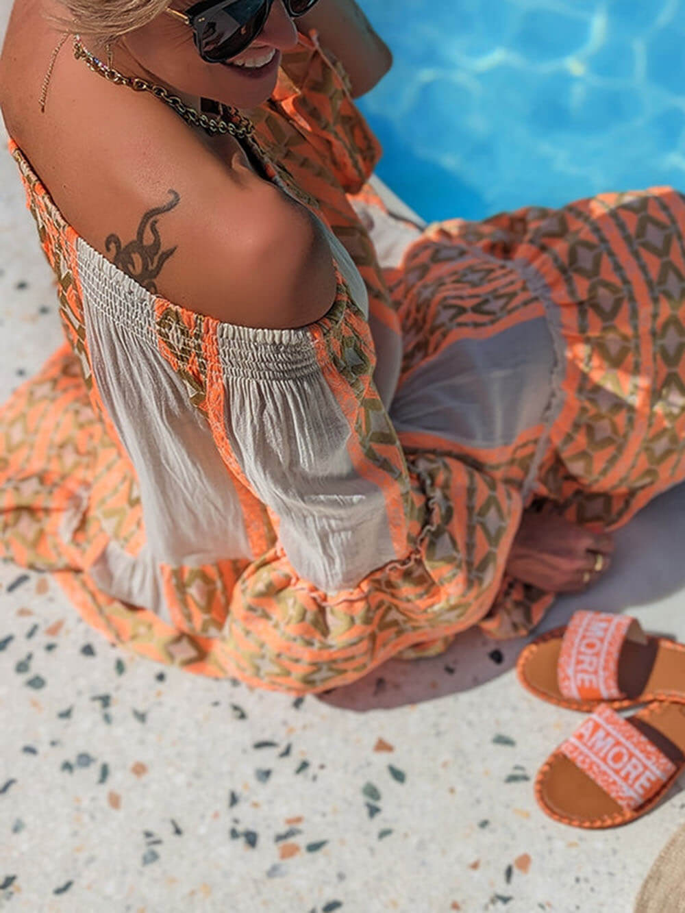 Vestido corto estampado de lino con hombros descubiertos Ethnic