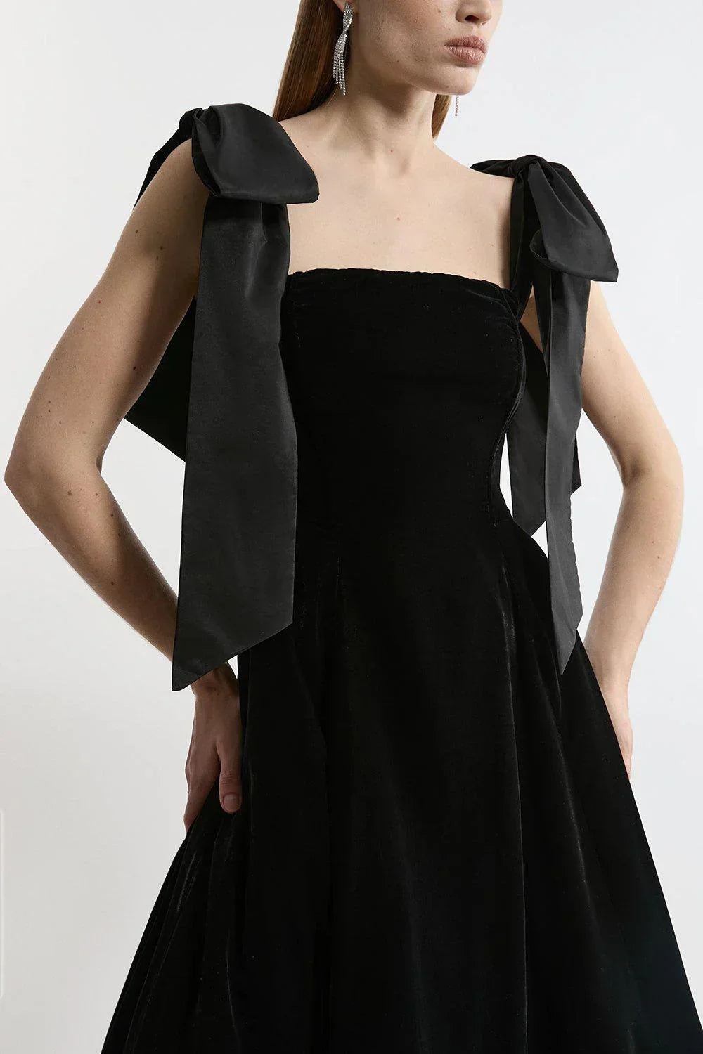 Vestido midi de terciopelo