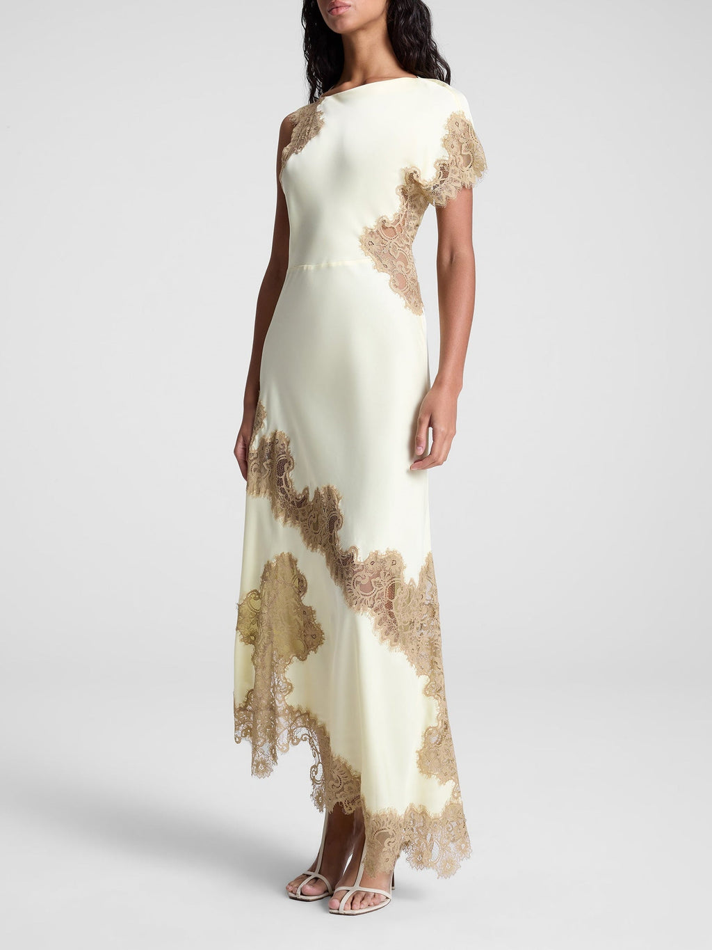 Vestido largo de satén