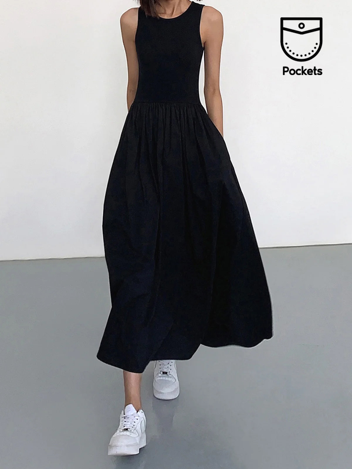Vestido con cuello redondo Leisure